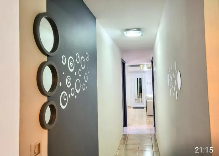 Cap Corse Dans Un Nid De Verdure * San-Martino-di-Lota